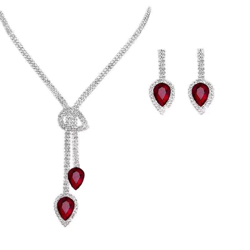 Neues modisches Brautschmuck Set in Elegante Geschenkbox – Halskette und Ohrringe mit Wassertropfen-Design