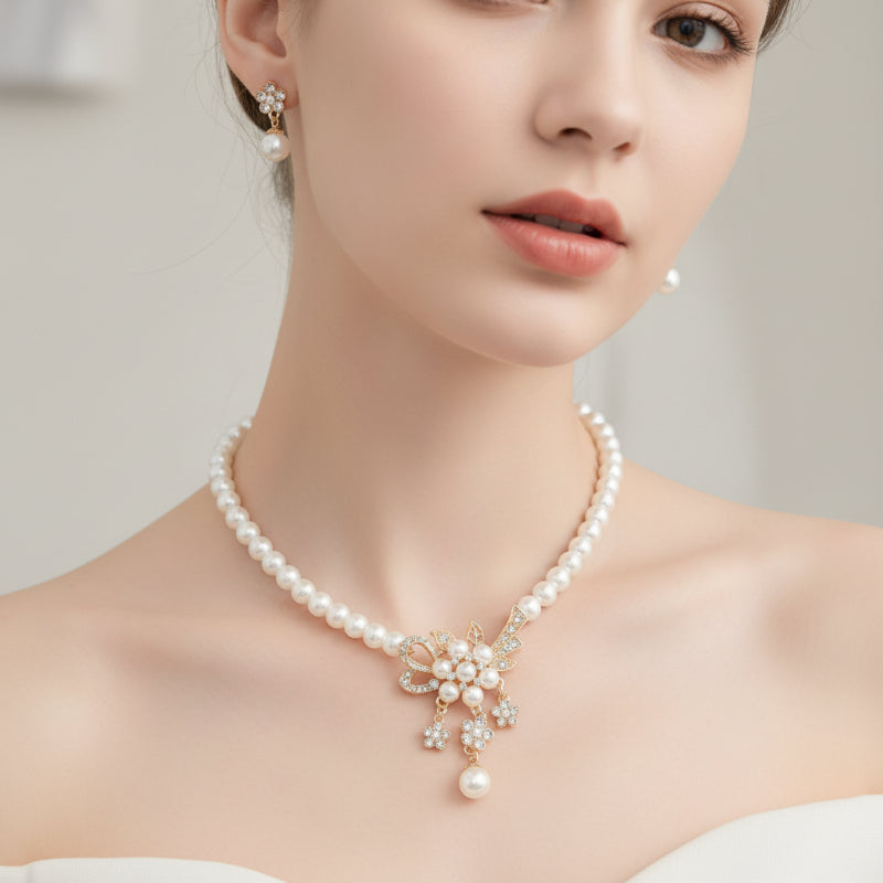 Glamour Kristall-Perlen Schmuckset für Damen in eleganter Box – Halskette mit passenden Ohrringen, elegantes Schmuckset für Frauen und Mädchen, ideal für Hochzeiten und Abendkleider