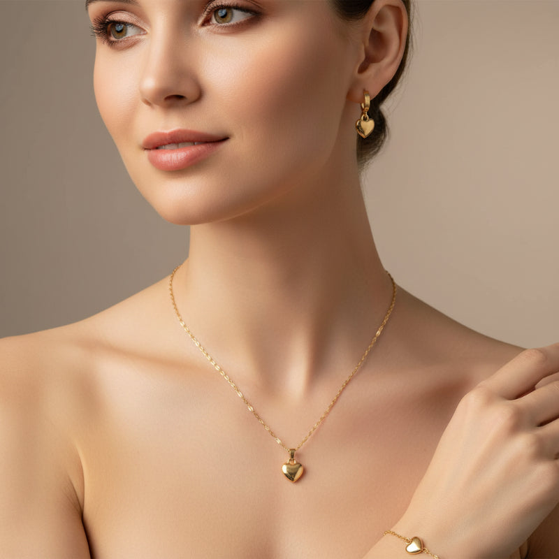 Gold Plated Edelstahl Schmuckset – Herz Anhänger Halskette & Ohrringe (mit Geschenkbox)