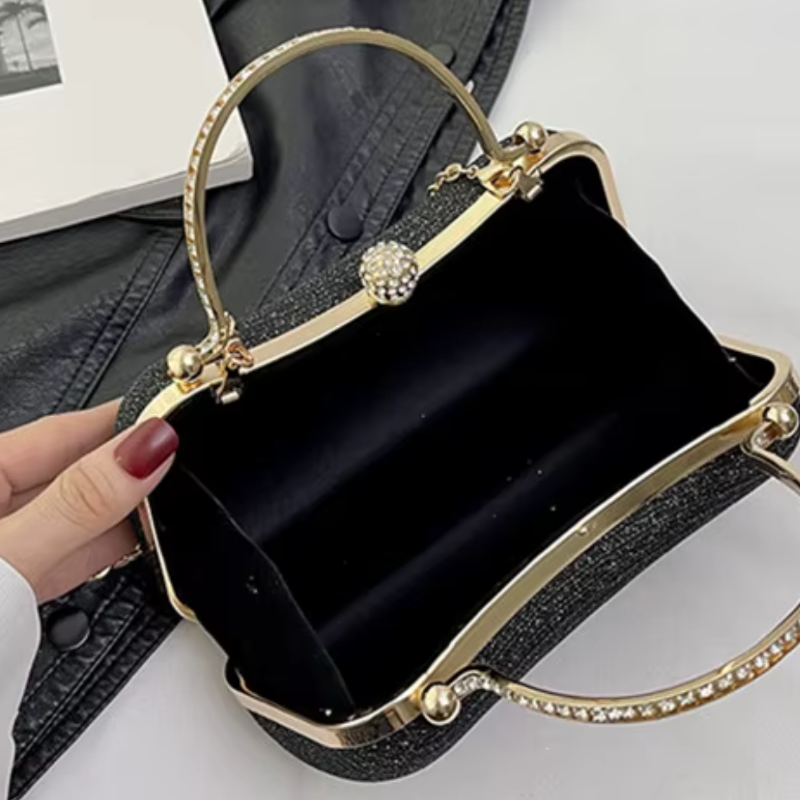 Elegante Ketten-Handtasche – Moderner Stil für jeden Anlass